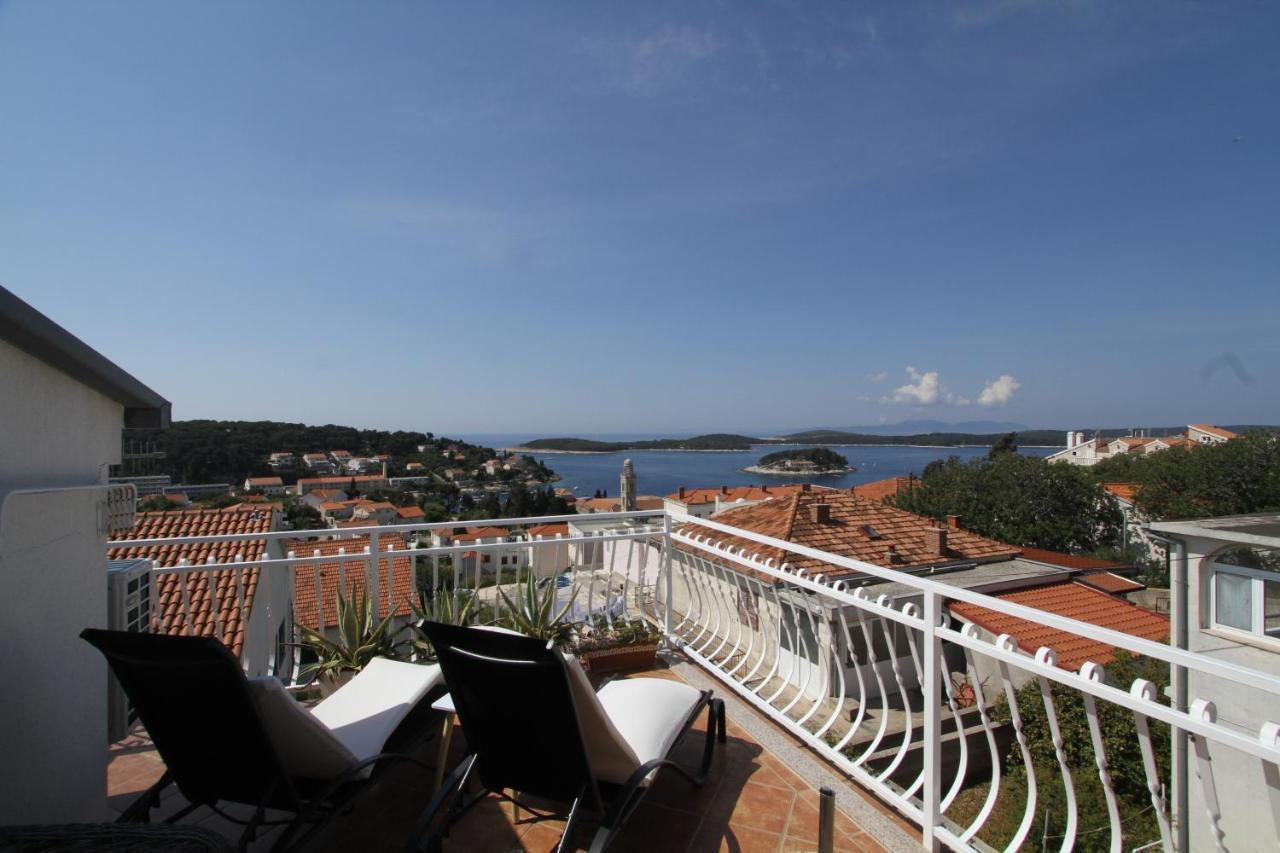 Tanya-Apartments And Rooms Hvar Town Zewnętrze zdjęcie