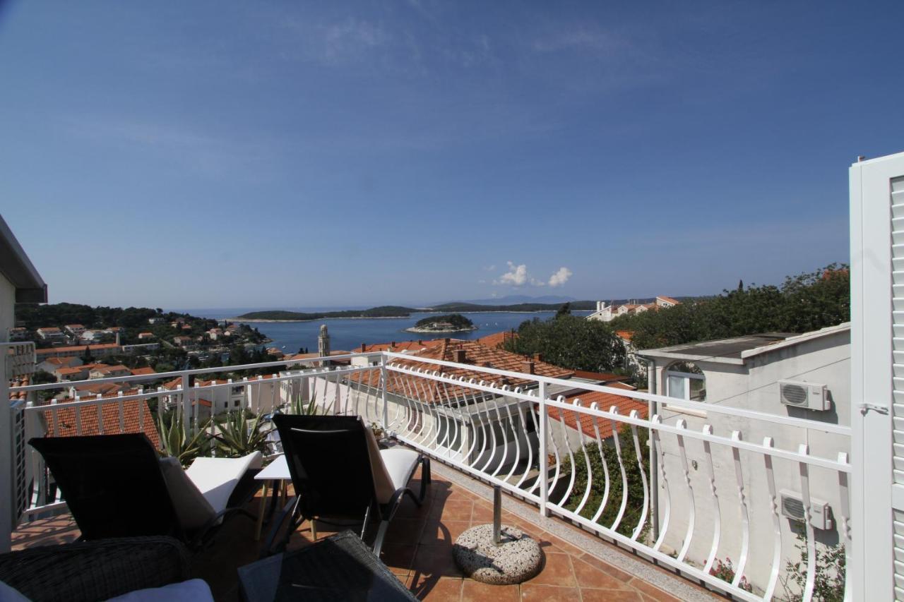 Tanya-Apartments And Rooms Hvar Town Zewnętrze zdjęcie