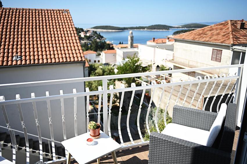 Tanya-Apartments And Rooms Hvar Town Zewnętrze zdjęcie