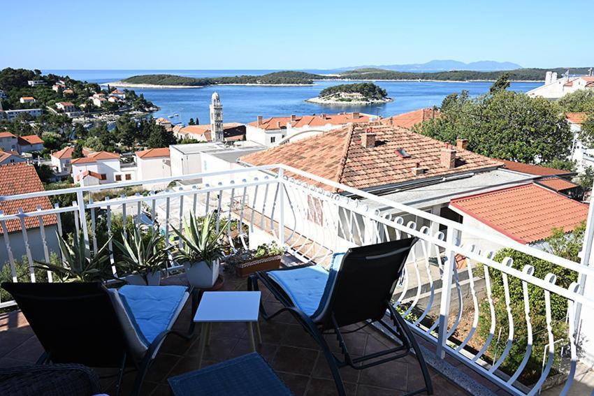 Tanya-Apartments And Rooms Hvar Town Zewnętrze zdjęcie