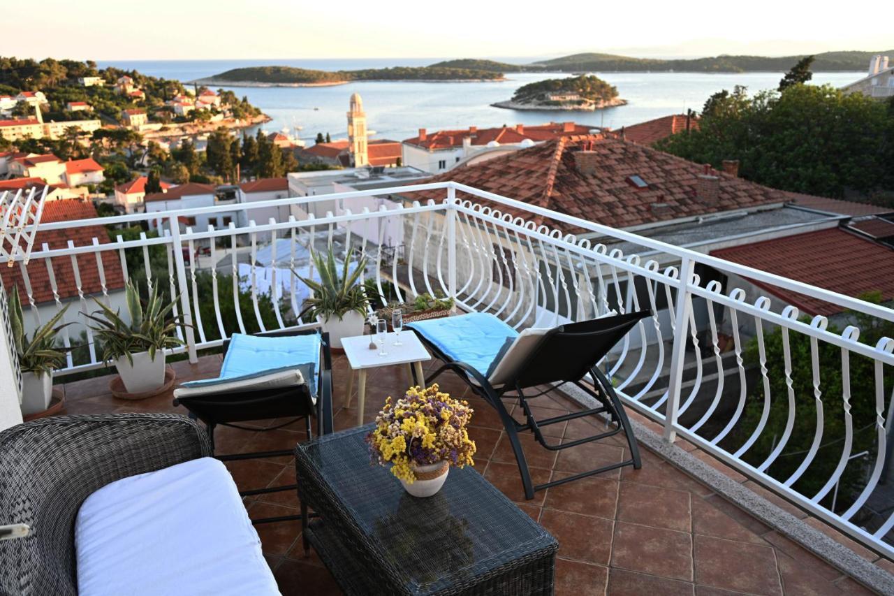 Tanya-Apartments And Rooms Hvar Town Zewnętrze zdjęcie