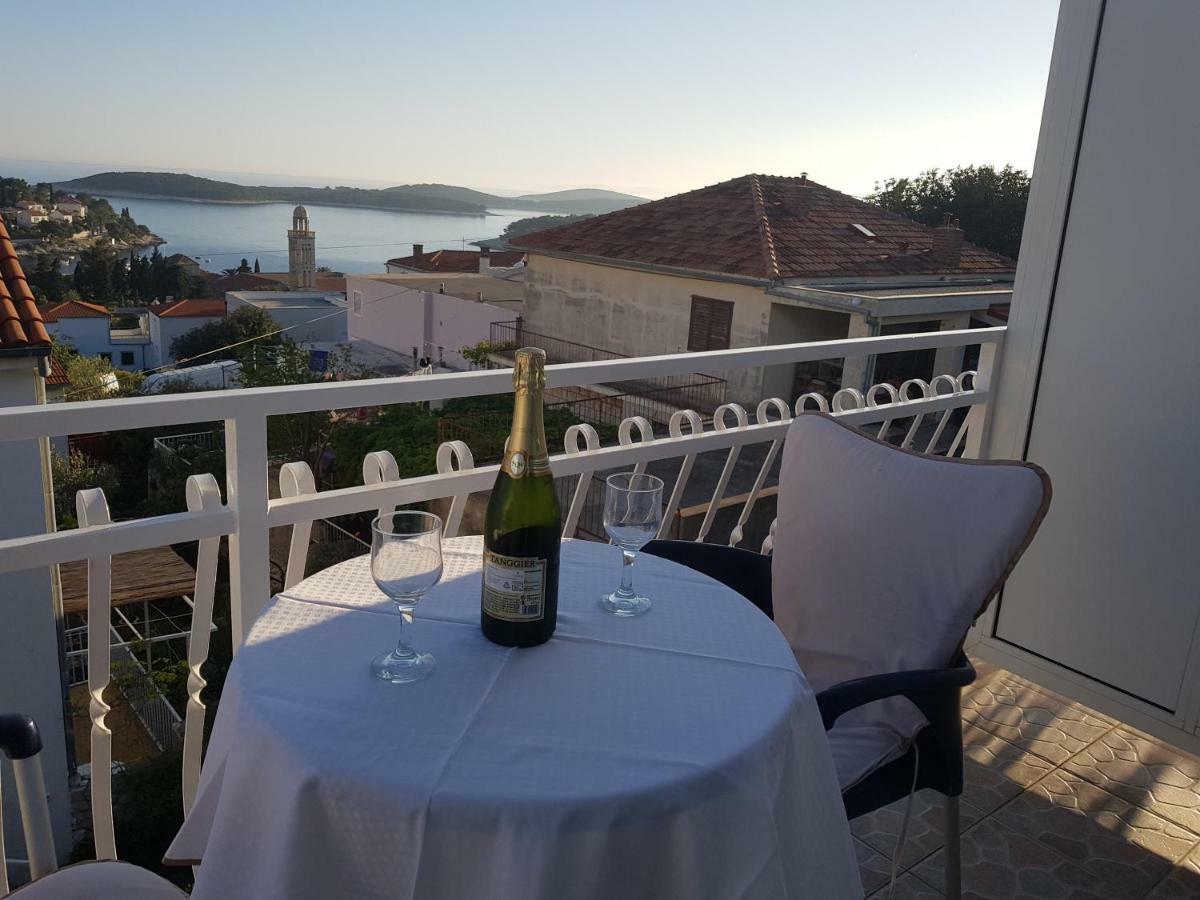 Tanya-Apartments And Rooms Hvar Town Zewnętrze zdjęcie
