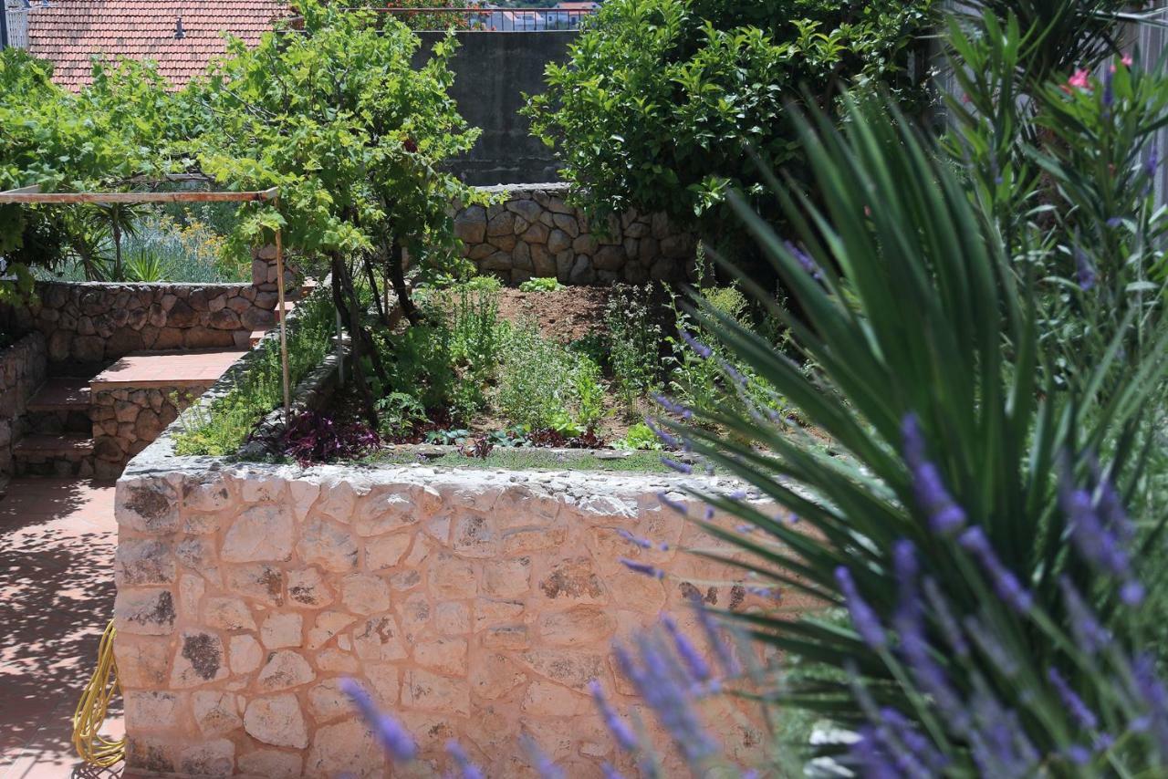 Tanya-Apartments And Rooms Hvar Town Zewnętrze zdjęcie