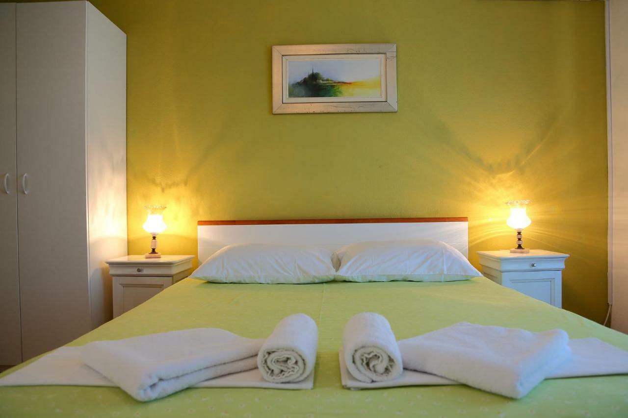 Tanya-Apartments And Rooms Hvar Town Zewnętrze zdjęcie